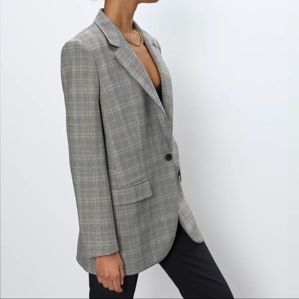 Aritzia Agency Check Blazer - size XS - barely worn